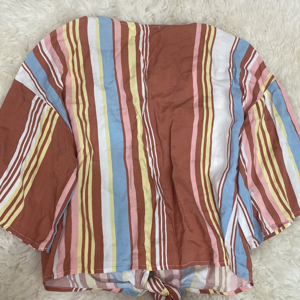 Flowy top - Picture 2 of 4